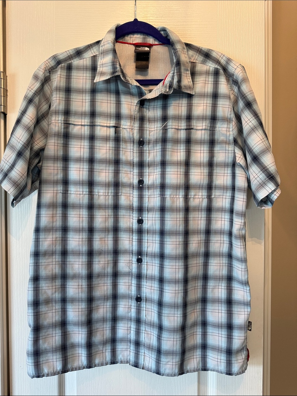 The North Face Men’s Plaid Short Sleeve Hiking Button Down Shirt